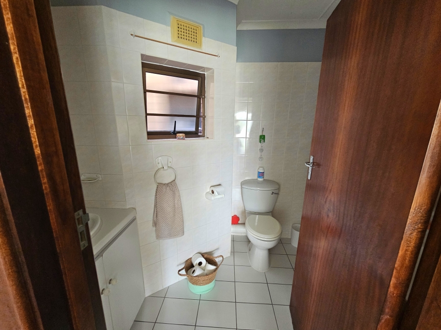 To Let 3 Bedroom Property for Rent in Beacon Bay Eastern Cape